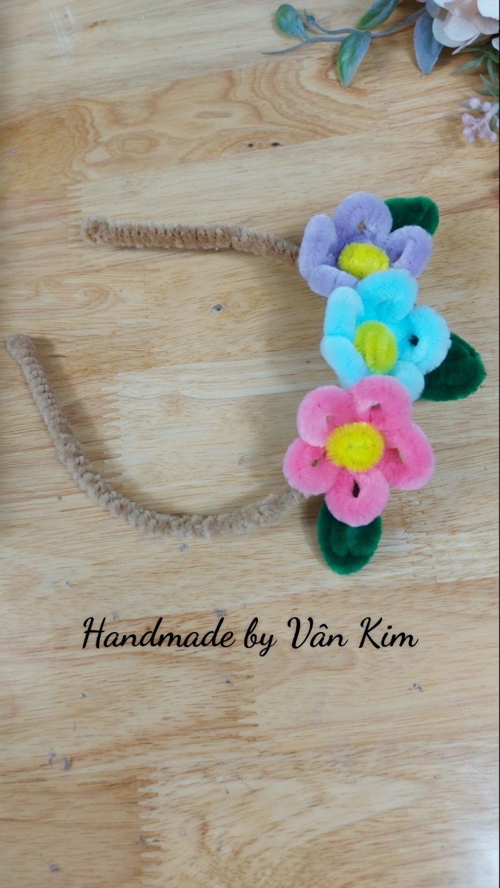 Cài tóc kẽm nhung handmade by Vân Kim