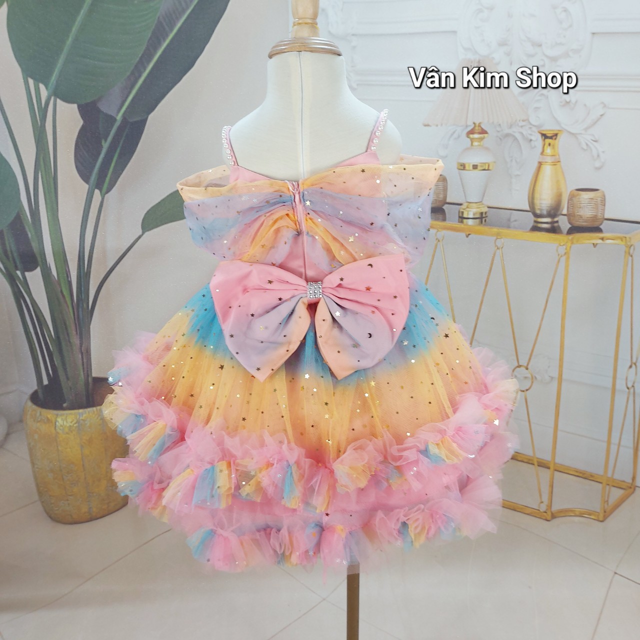 Váy đầm công chúa 7 sắc cầu vòng cho bé